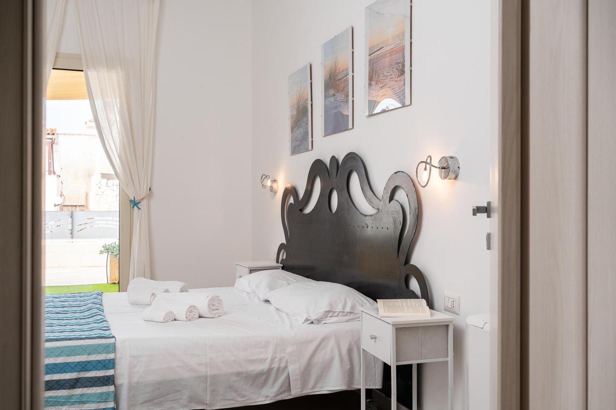 Preferisco B&B E Trattoria Sul Mare Torre Suda Kültér fotó