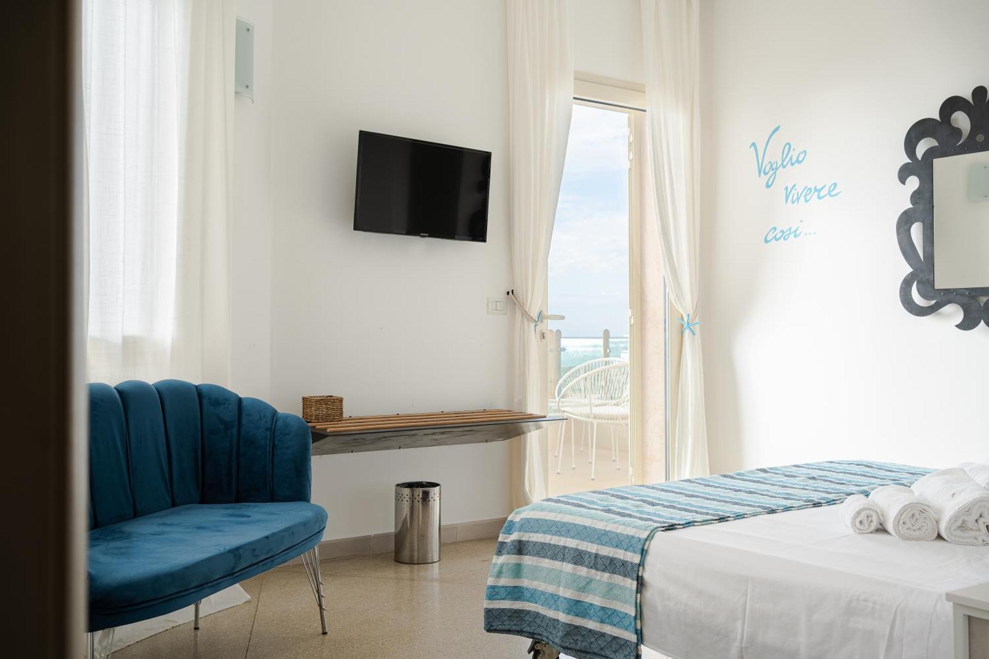 Preferisco B&B E Trattoria Sul Mare Torre Suda Kültér fotó