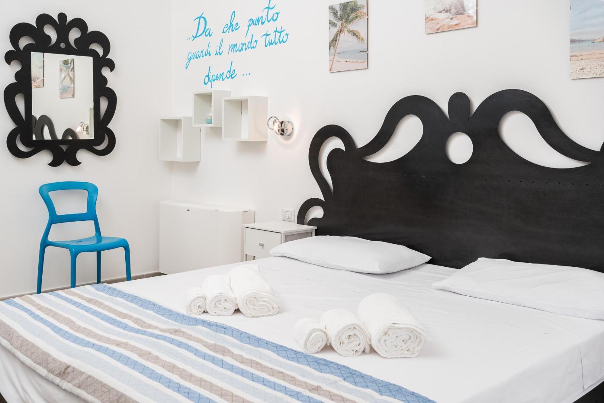 Preferisco B&B E Trattoria Sul Mare Torre Suda Kültér fotó