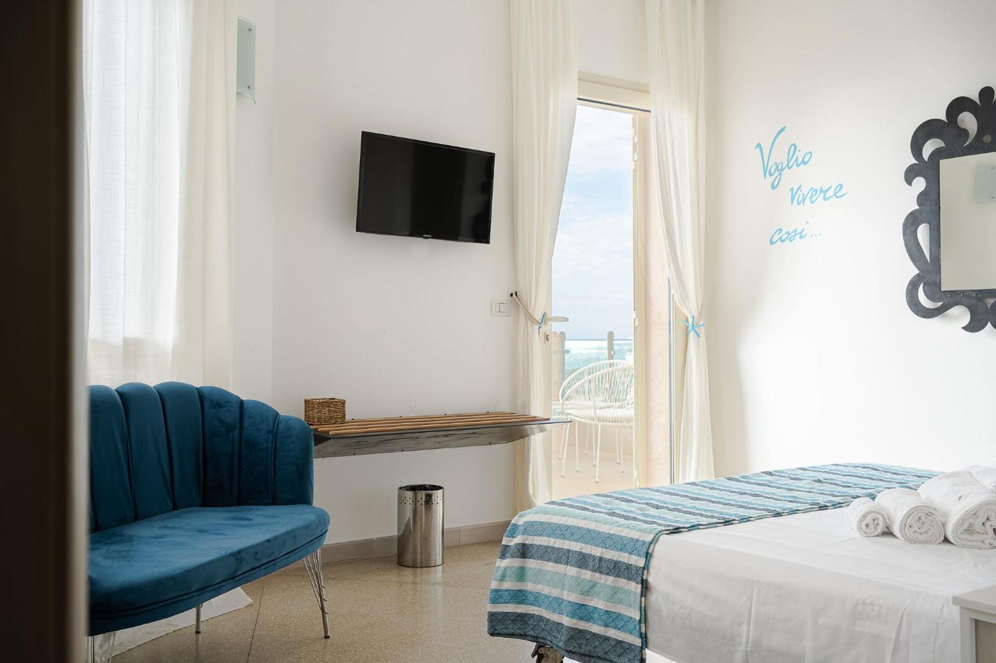 Preferisco B&B E Trattoria Sul Mare Torre Suda Kültér fotó