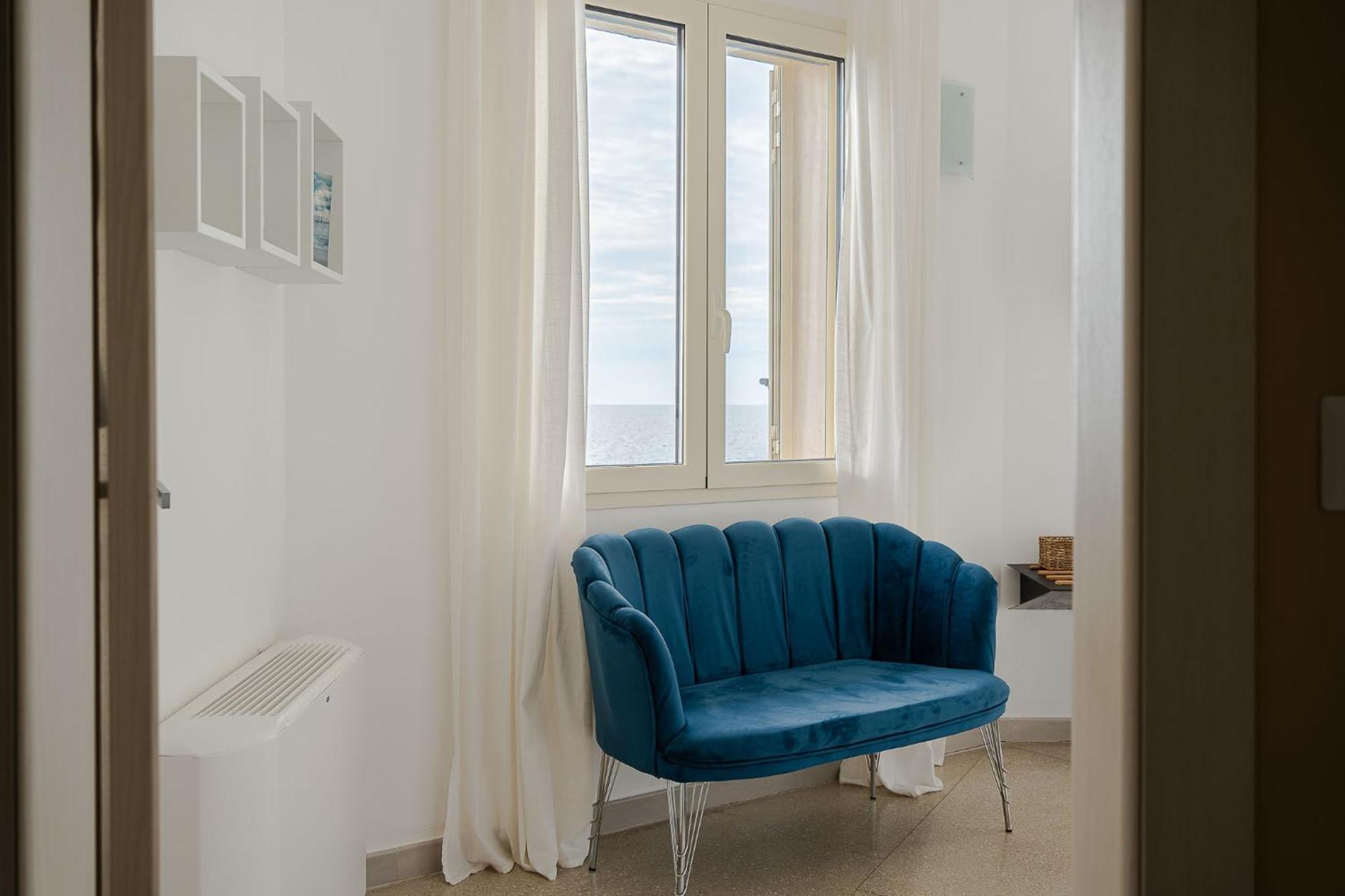 Preferisco B&B E Trattoria Sul Mare Torre Suda Kültér fotó